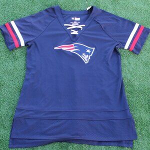 💙🏈❤️New England Patriots Fanatics Women's Lace-Up "Jersey"
